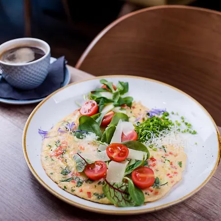 بيت شباب Fitness Premium *