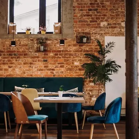 بيت شباب Fitness Premium